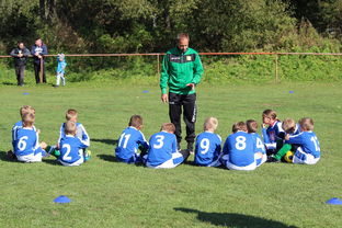 开云·体育官网APP下载-女子接力赛战术得当拔头筹，女子接力赛逆袭  第2张