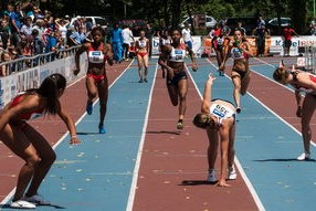 开云·体育官网APP下载-女子接力赛战术得当拔头筹，女子接力赛逆袭