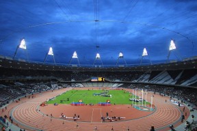 开云体育平台-“香港战火再燃！阿仙奴与热刺的速度较量”